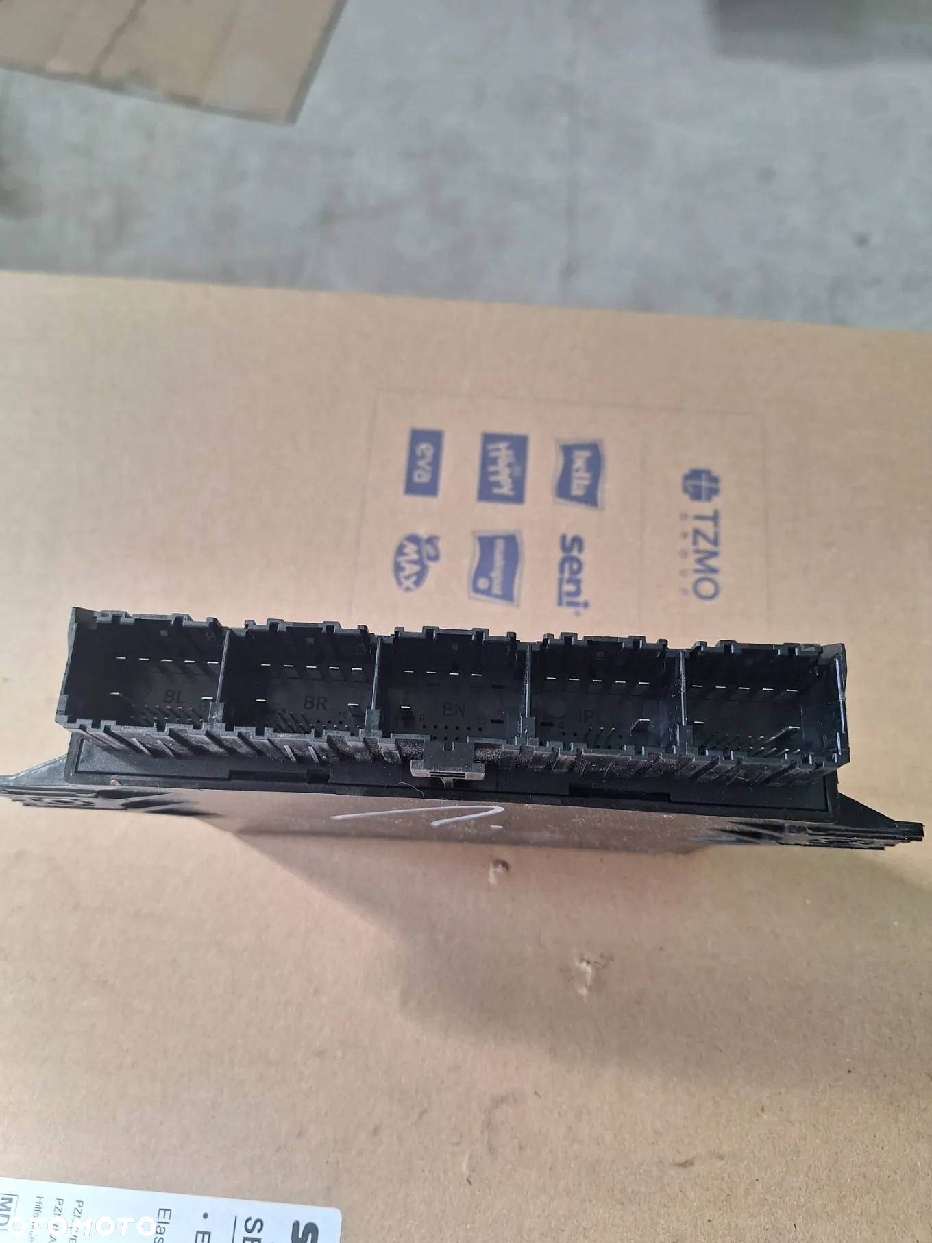 ford focus  MK2 LIFT moduł komfortu  8M5T19G481BG    (25/1) - 3