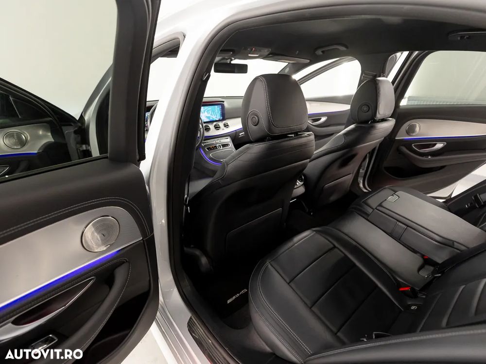 Mercedes-Benz E 300 de 9G-TRONIC AMG Line - 7