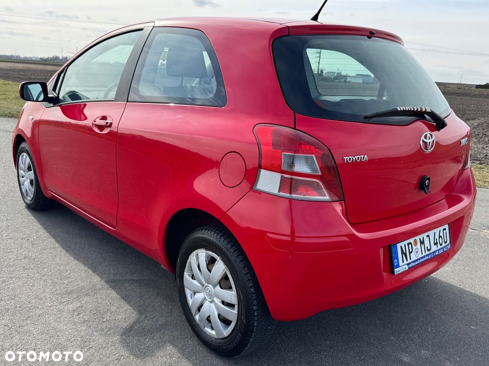 Toyota Yaris 1.0 VVT-i - 16