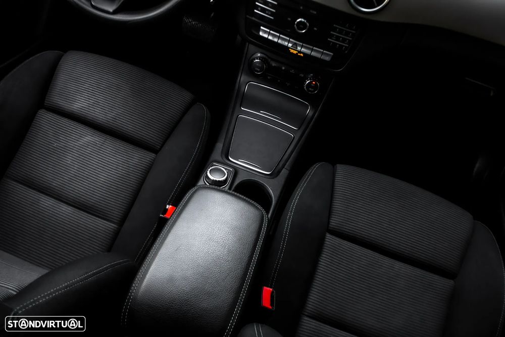 Mercedes-Benz B 250 e Electric Drive - 36