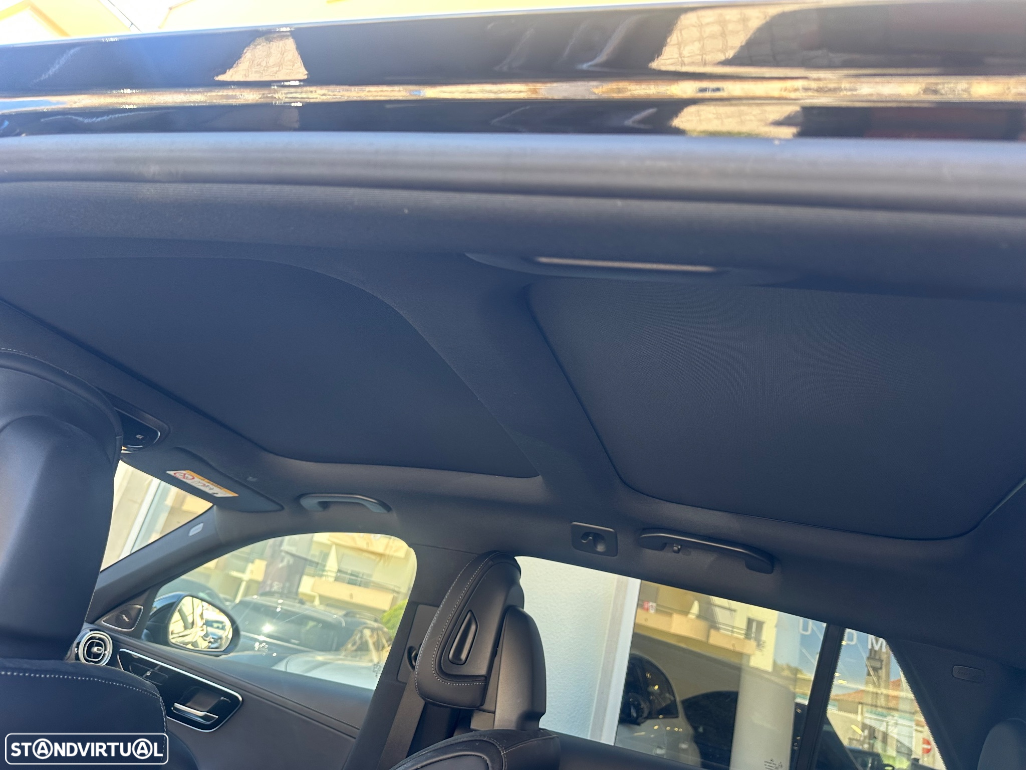 Mercedes-Benz C 300 e AMG Line - 30
