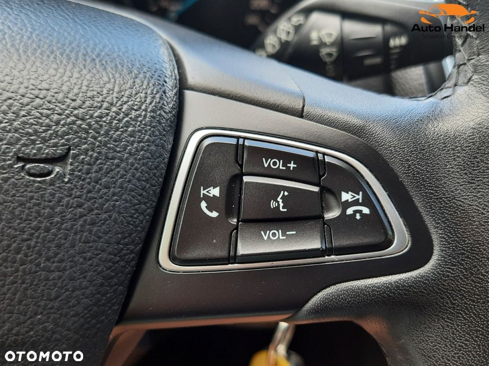 Ford Focus 1.0 EcoBoost STart-Stopp-System TITANIUM - 23