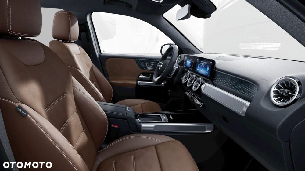 Mercedes-Benz GLB - 26