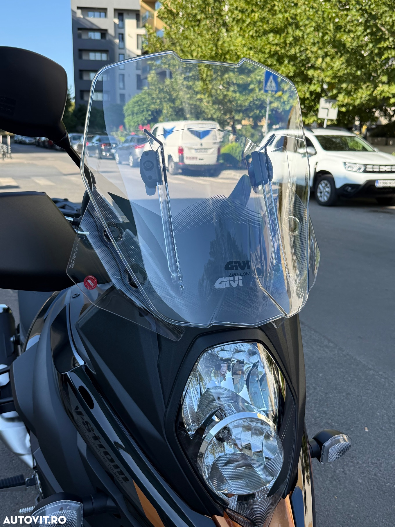 Suzuki DL 650XT V-Strom - 10