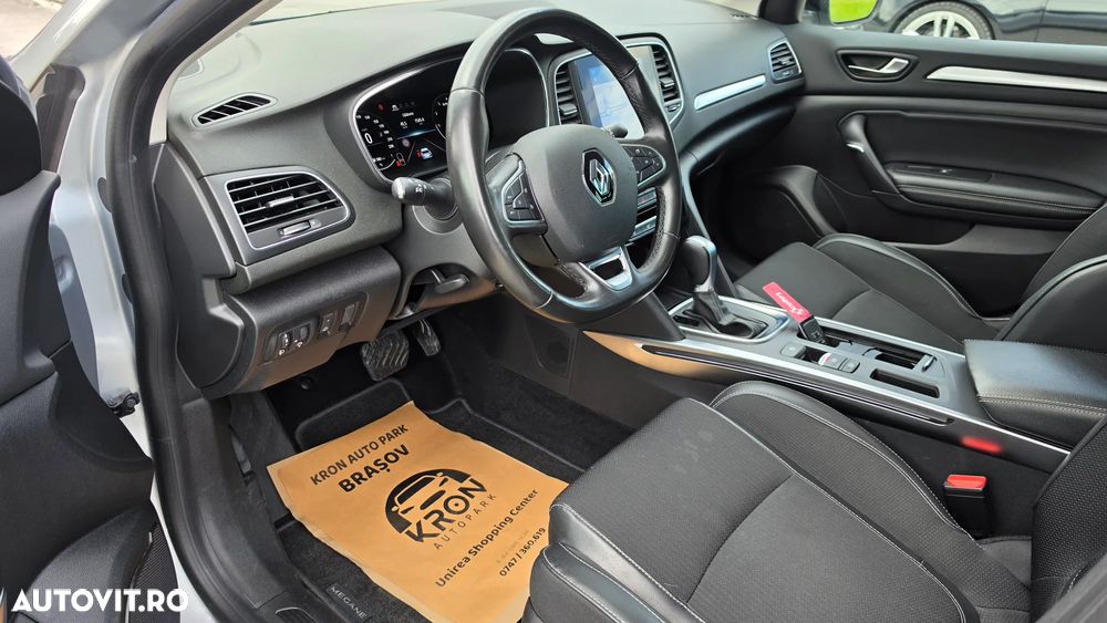 Renault Megane TCe 140 GPF EDC INTENS - 9