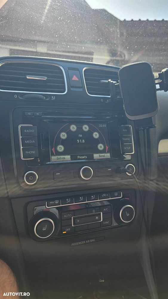 Volkswagen Golf 2.0 TDI DPF Comfortline - 11