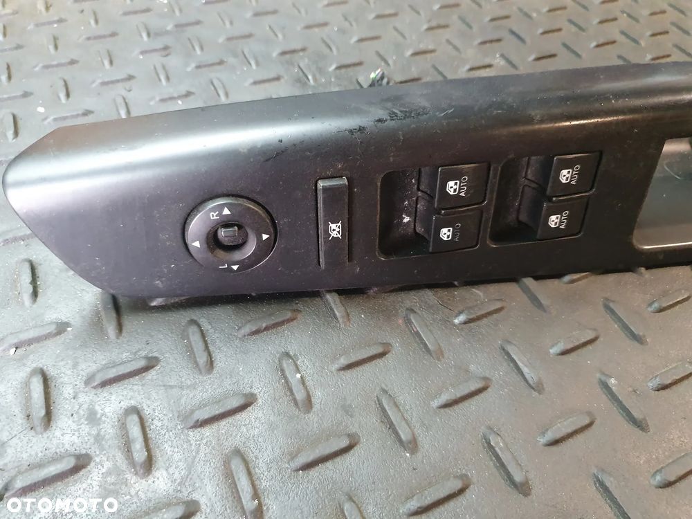 KIA CEED I KOMBI HB PANEL PRZEŁĄCZNIK SZYB LEWY PRZÓD KIEROWCY EUR 06-12 EUROPA - 2