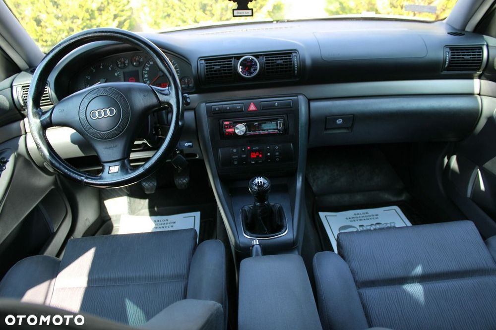 Audi A4 Limousine 1.8T - 26