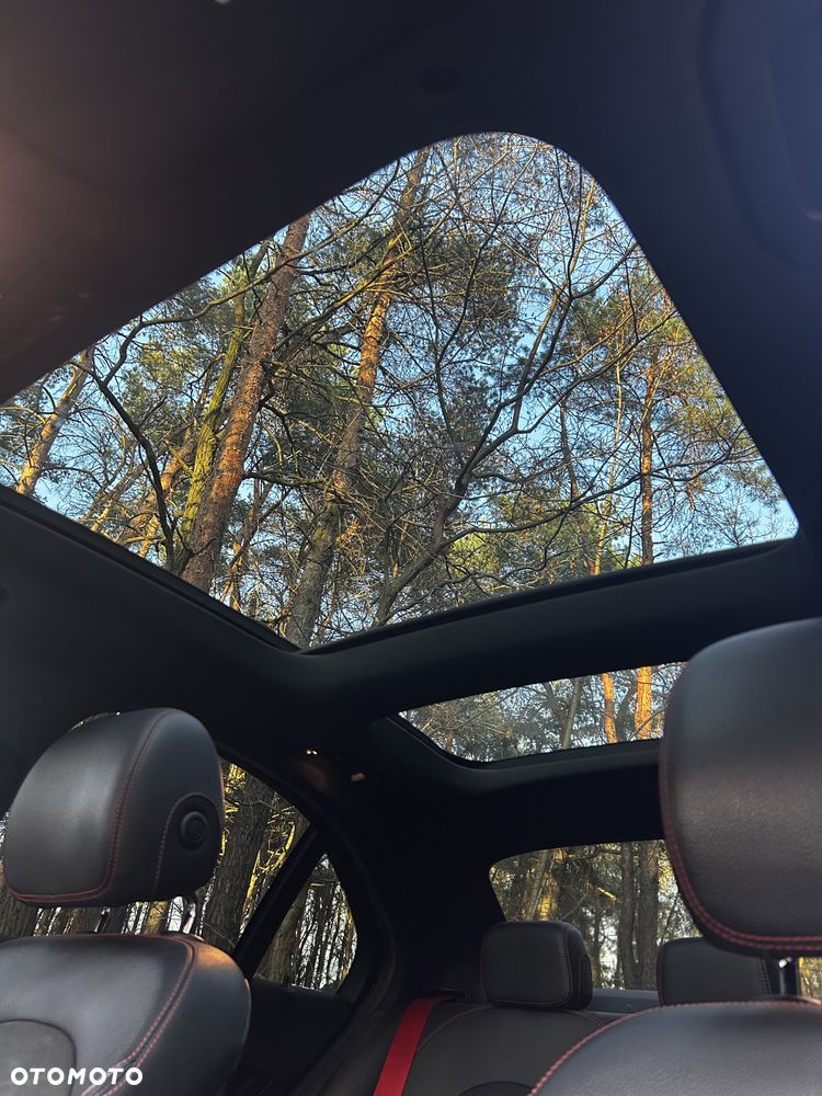 Mercedes-Benz Klasa C AMG 43 4Matic 9G-TRONIC - 13