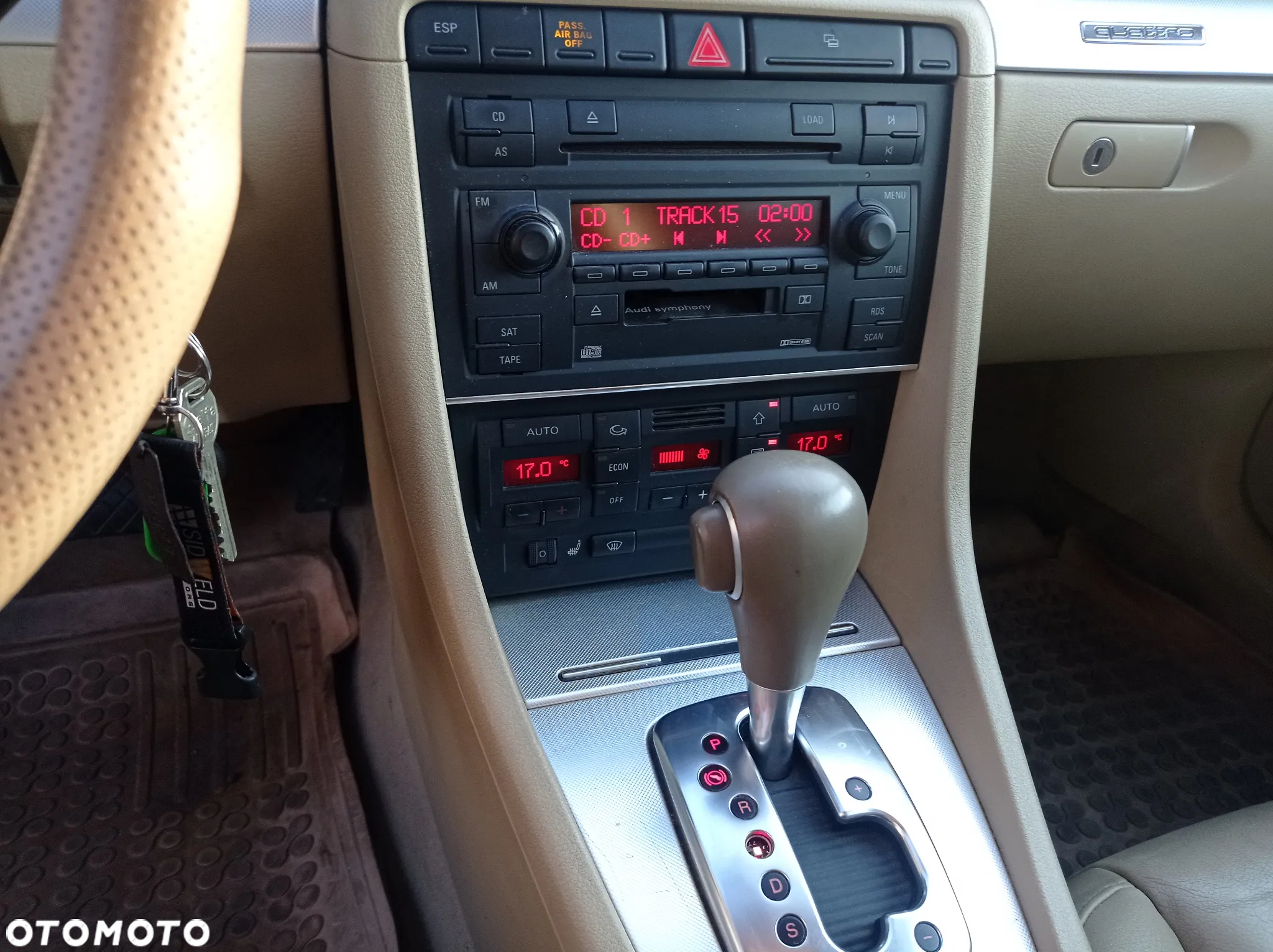 Audi A4 2.0 T FSI quattro tiptronic - 14