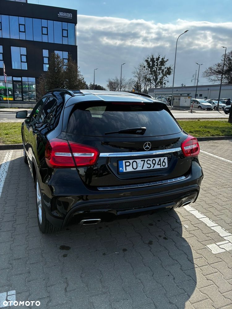 Mercedes-Benz GLA 220 d - 5