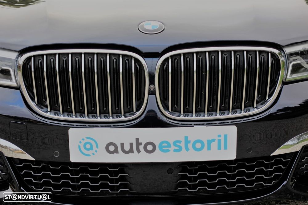 BMW 740 d xDrive Pack M Auto - 26