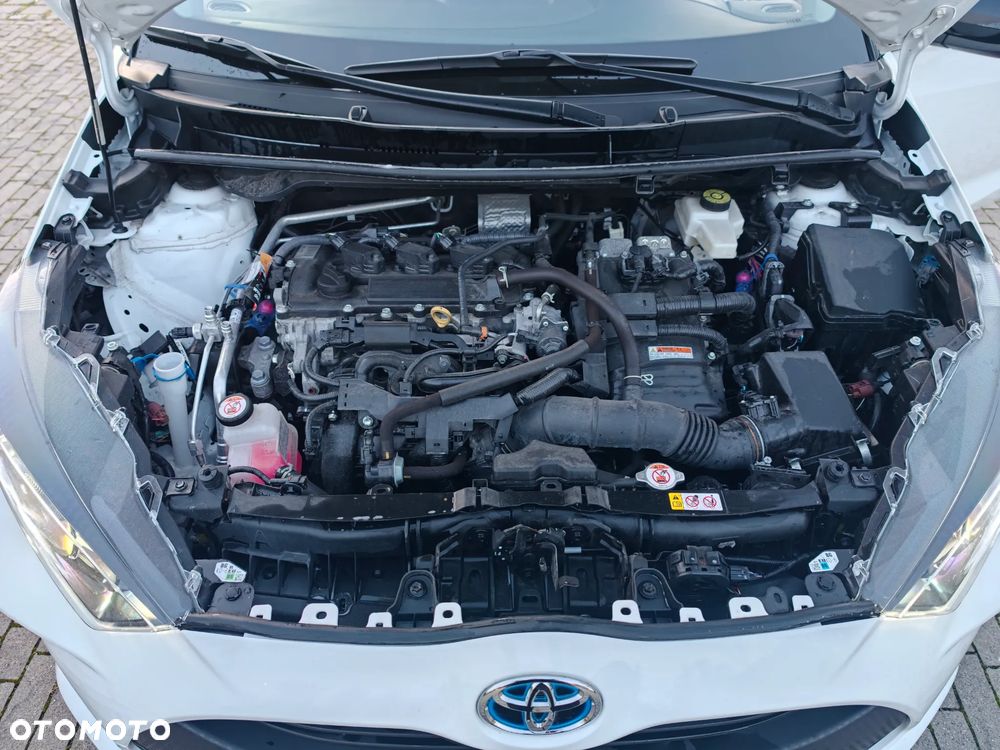 Toyota Yaris - 17