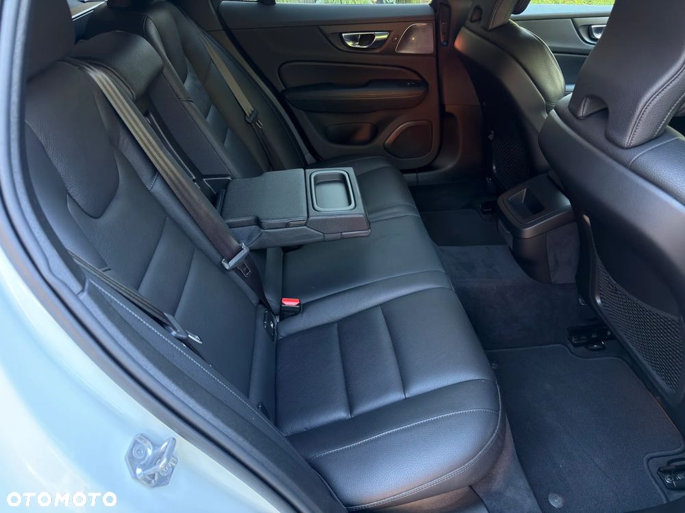 Volvo V60 T6 AWD Geartronic Inscription - 21