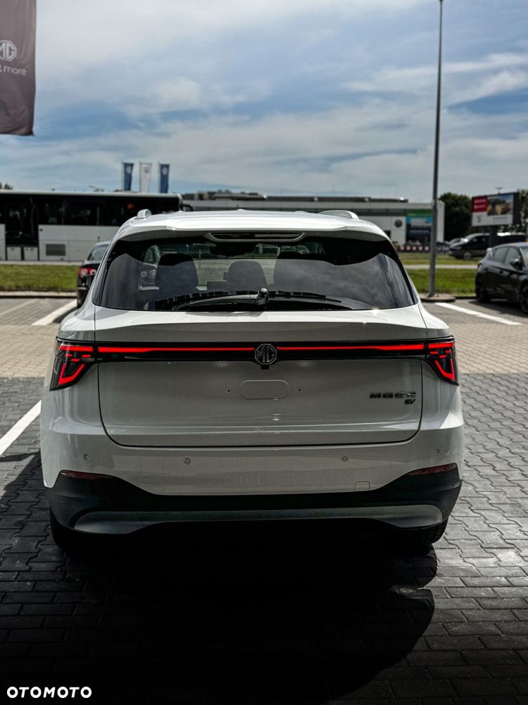 MG S5 EV - 6