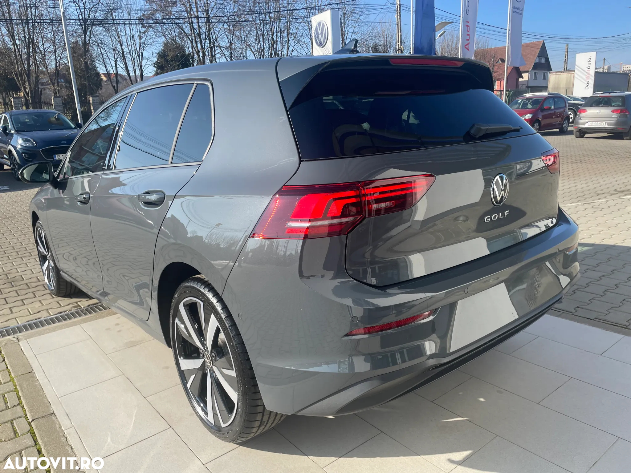 Volkswagen Golf 2.0 TDI DSG Life - 6