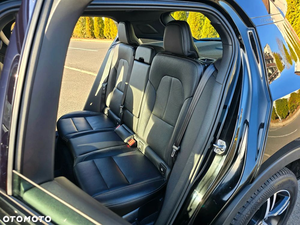 Volvo XC 40 T4 R-Design - 16