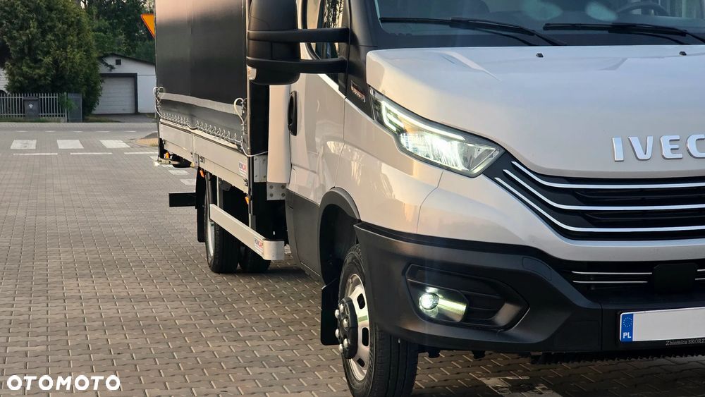 Iveco ❗️❗️DAILY 3.0 180KM 50C18 ❗️❗️WINDA PALFINGER 1000KG / AUTOMAT HI-MATIC / OBUSTRONNA BURTO-FIRANKA 10 PALET / NAWIGACJA / DACH ZSUWANY / TEMPOMAT ADAPTACYJNY / WERSJA WZMOCNIONA / SALON POLSKA / FULL LED / LAKIER METALIK / NOWE OPONY / MAKSYMALNA DOSTĘPNA OPCJA WYPOSAŻENIA❗❗ STAN - JAK NOWY ❗️ - 10