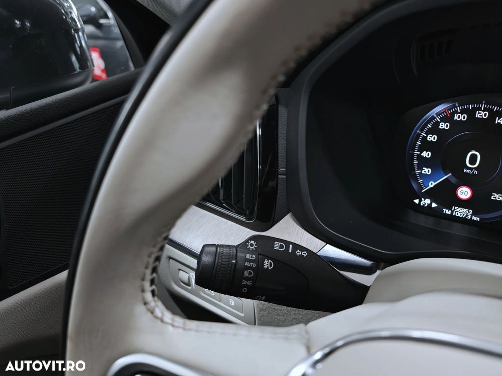 Volvo XC 60 Recharge T8 Twin Engine eAWD Inscription - 26