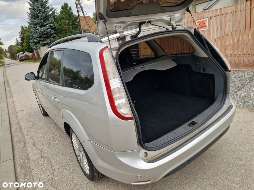 Ford Focus - 8