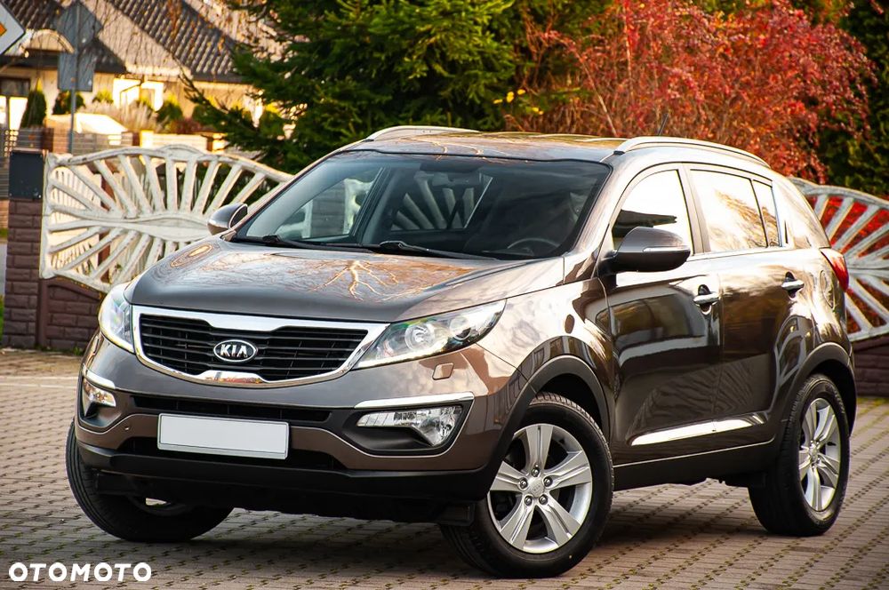 Kia Sportage 1.6 GDI 2WD Dream-Team Edition - 2