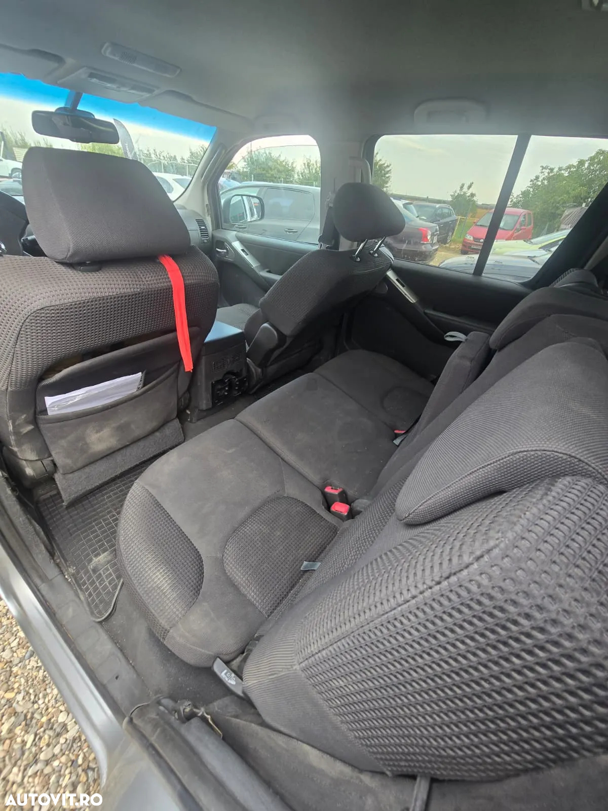 Nissan Pathfinder 2.5 dCi Platinum - 13