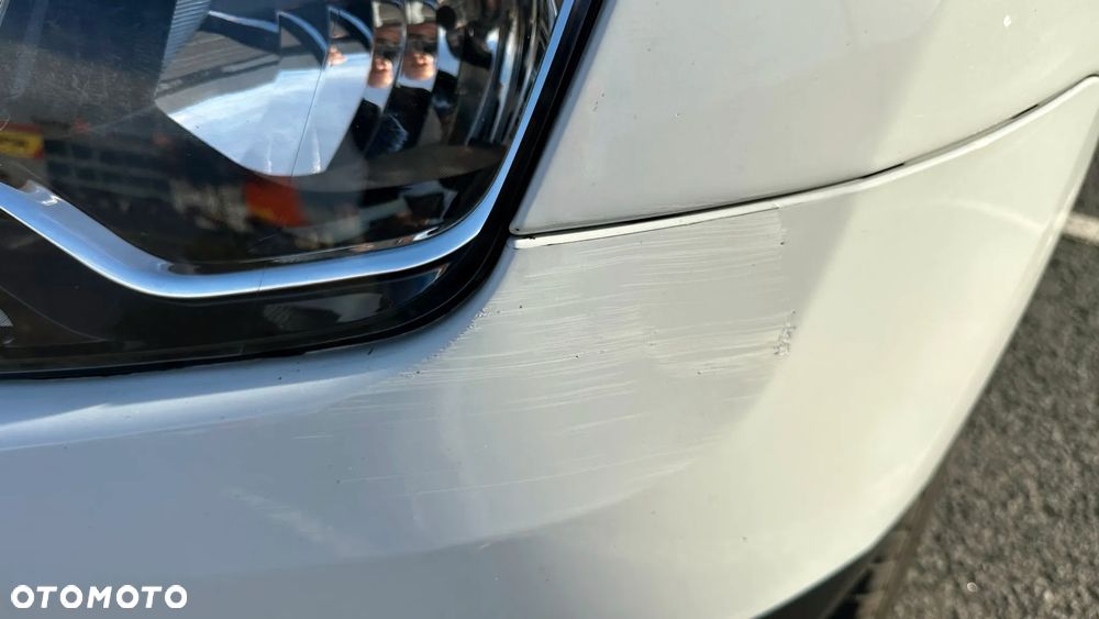 Dacia Duster 1.6 SCe Laureate S&S - 9