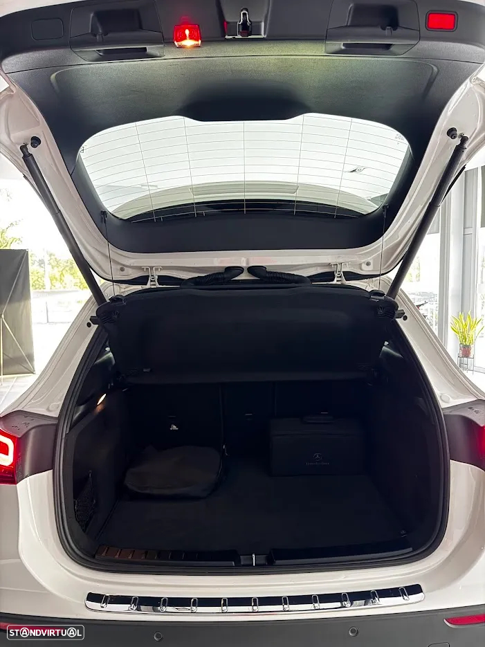 Mercedes-Benz GLA 250 e Progressive - 16