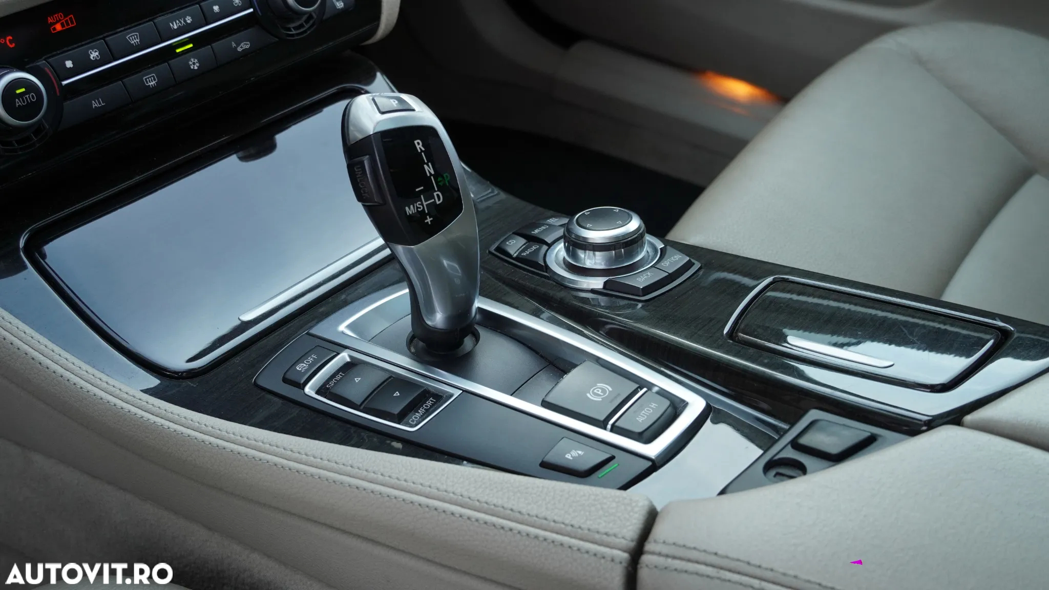 BMW Seria 5 520d - 17