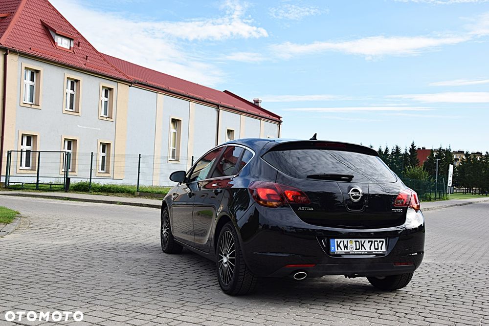 Opel Astra 1.6 Turbo Edition Sport - 3