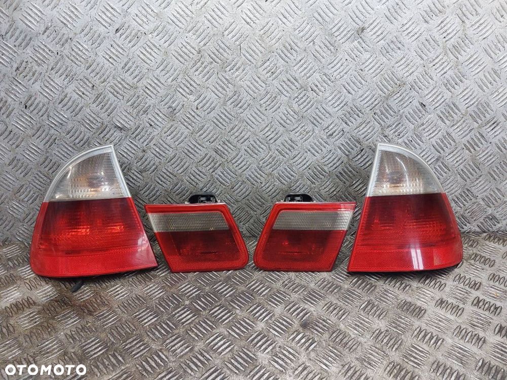 LAMPA LEWY TYŁ + PRAWY TYŁ W BŁOTNIK W KLAPĘ BMW E46 KOMBI TOURING ORI - 1