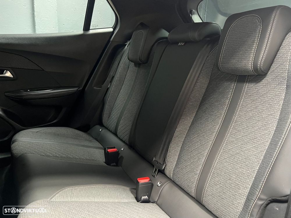 Peugeot 2008 1.2 PureTech Allure Pack - 12