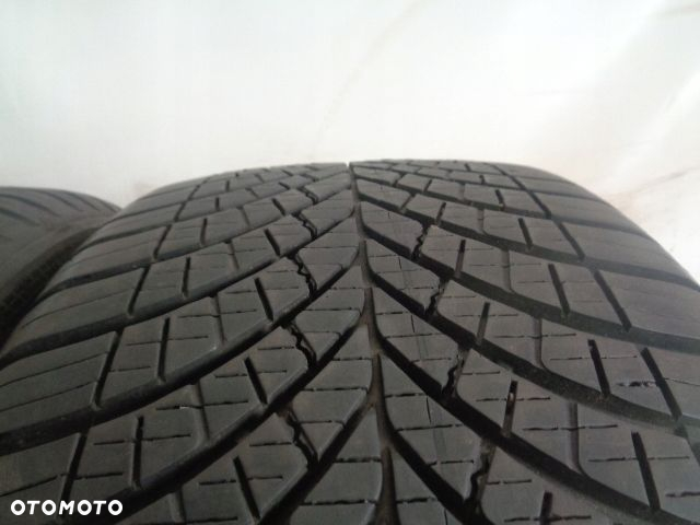 GOODYEAR VECTOR 4 SEASONS GEN-3 225/40R18 92Y - 6