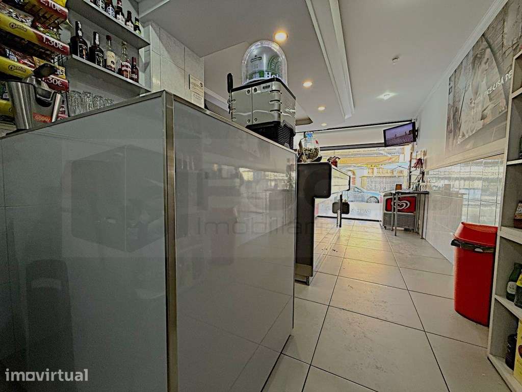 Café / Snak bar / cafetaria para trespasse em pleno centro da cidad... - Grande imagem: 5/23