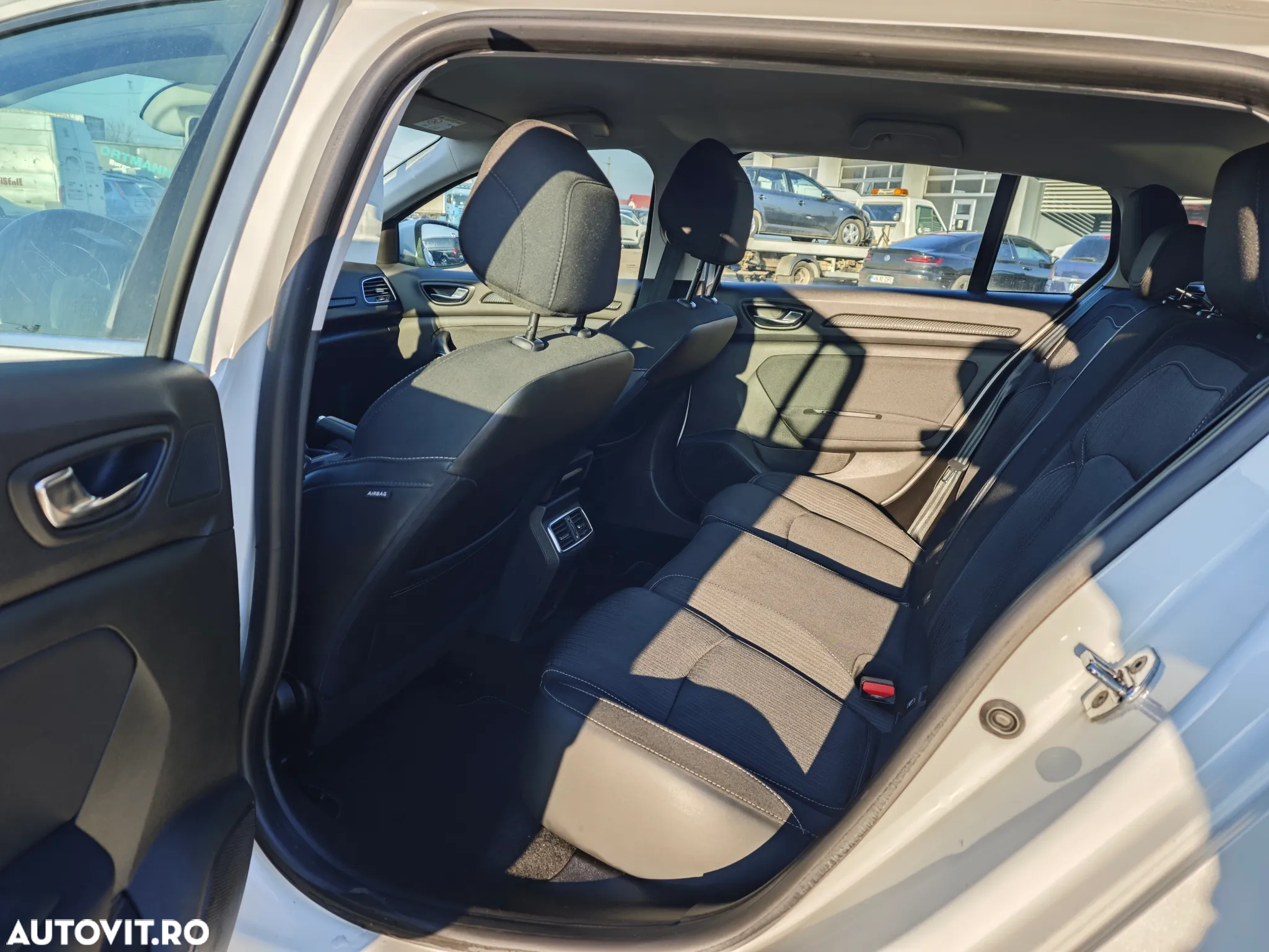 Renault Megane BLUE dCi 115 LIMITED - 9