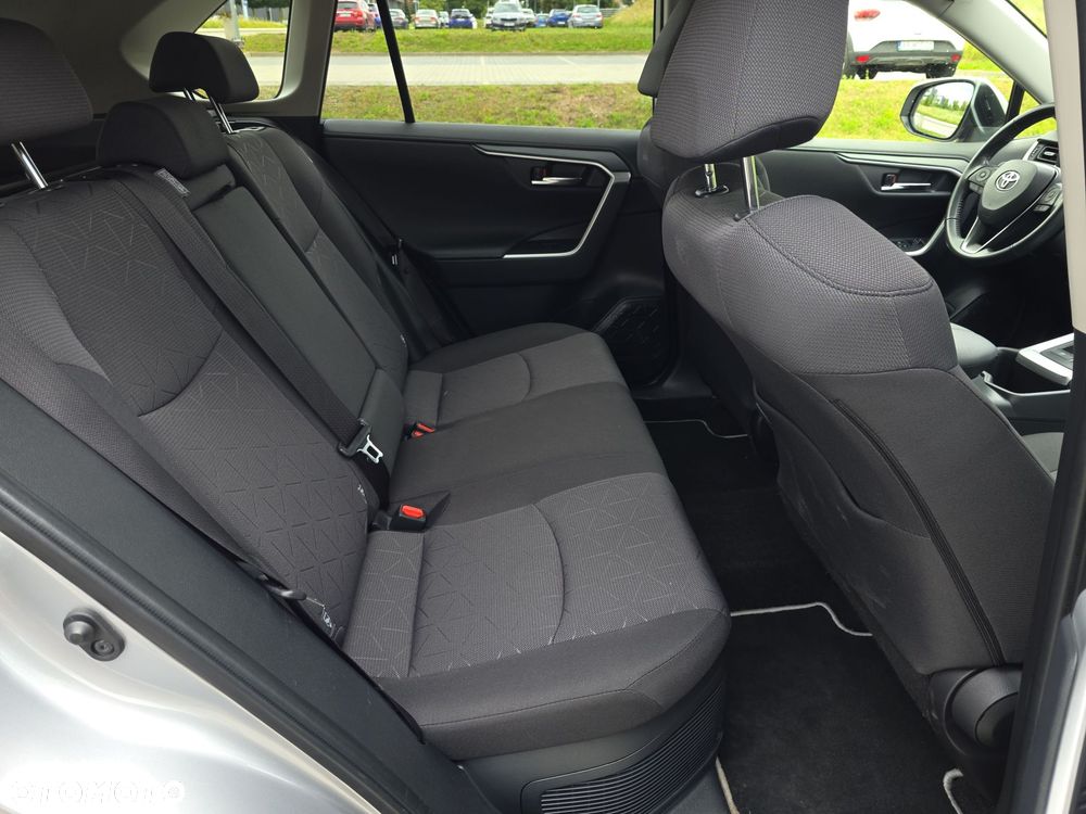 Toyota RAV4 - 15