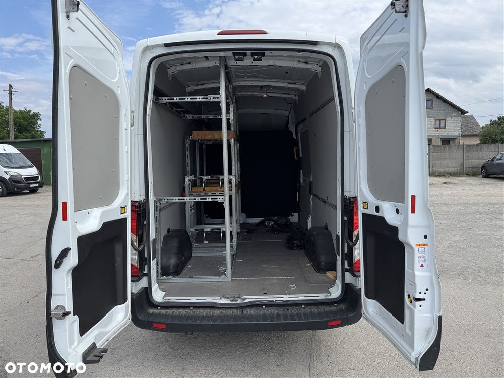 Ford TRANSIT MK8 - 17
