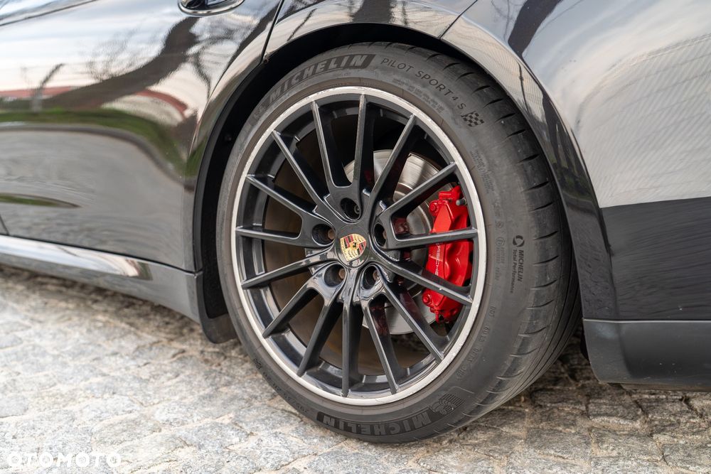 Porsche Panamera Turbo Executive - 8