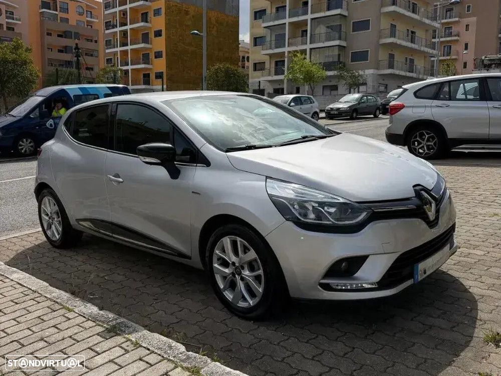Renault Clio - 3