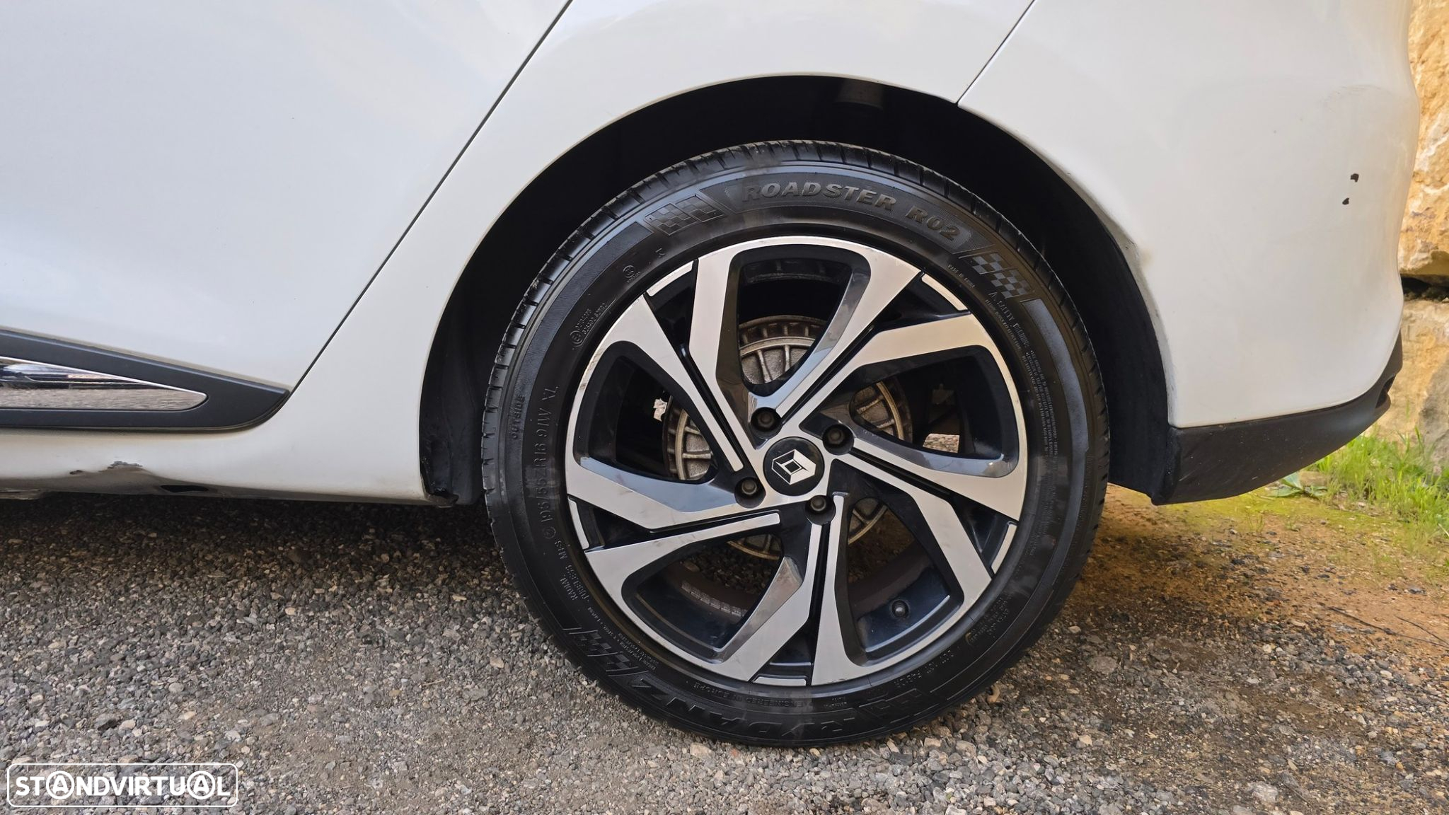 Renault Clio Sport Tourer 1.5 dCi Dynamique S EDC - 44