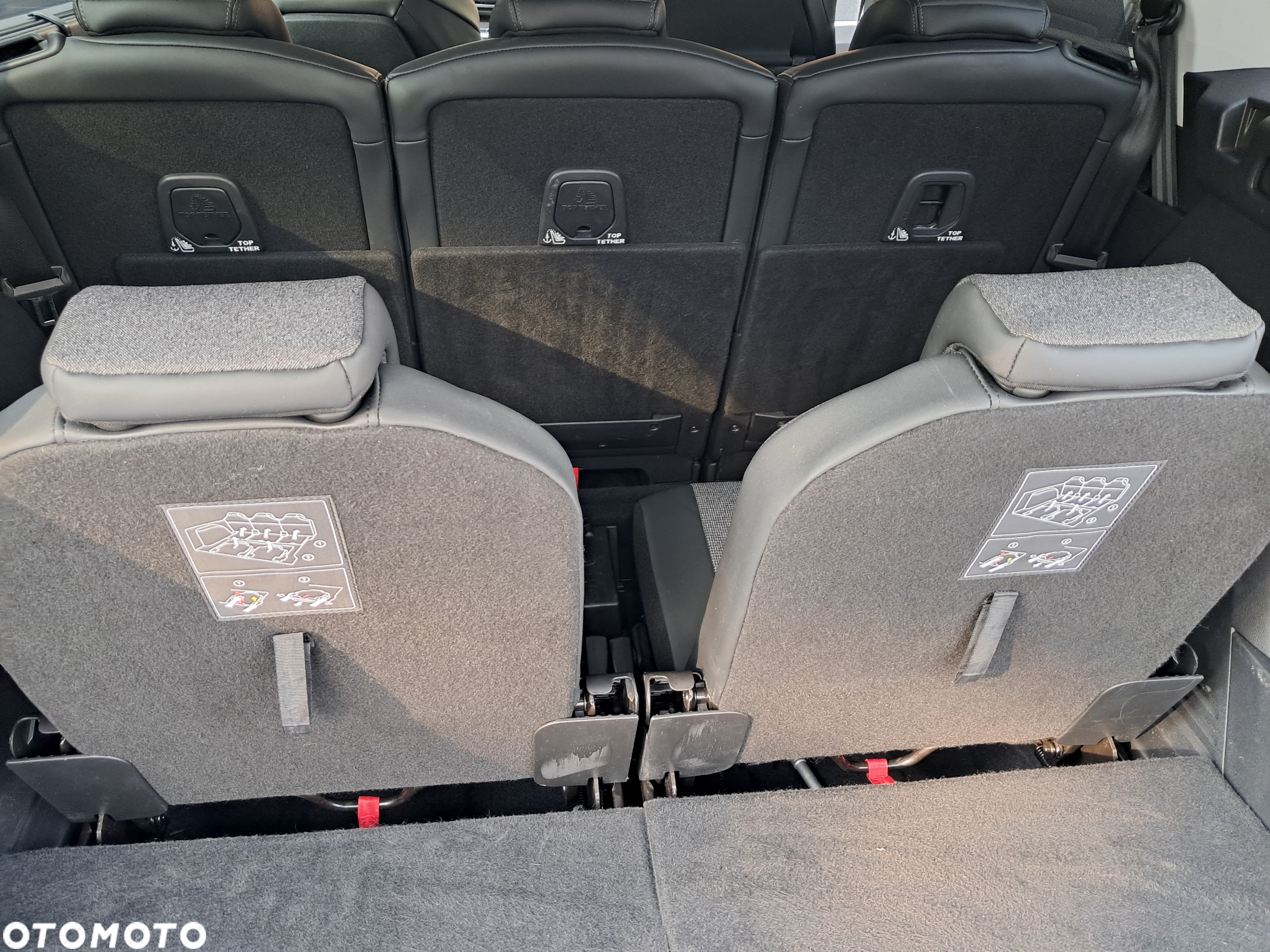 Peugeot 5008 1.5 BlueHDi Allure S&S EAT8 - 14