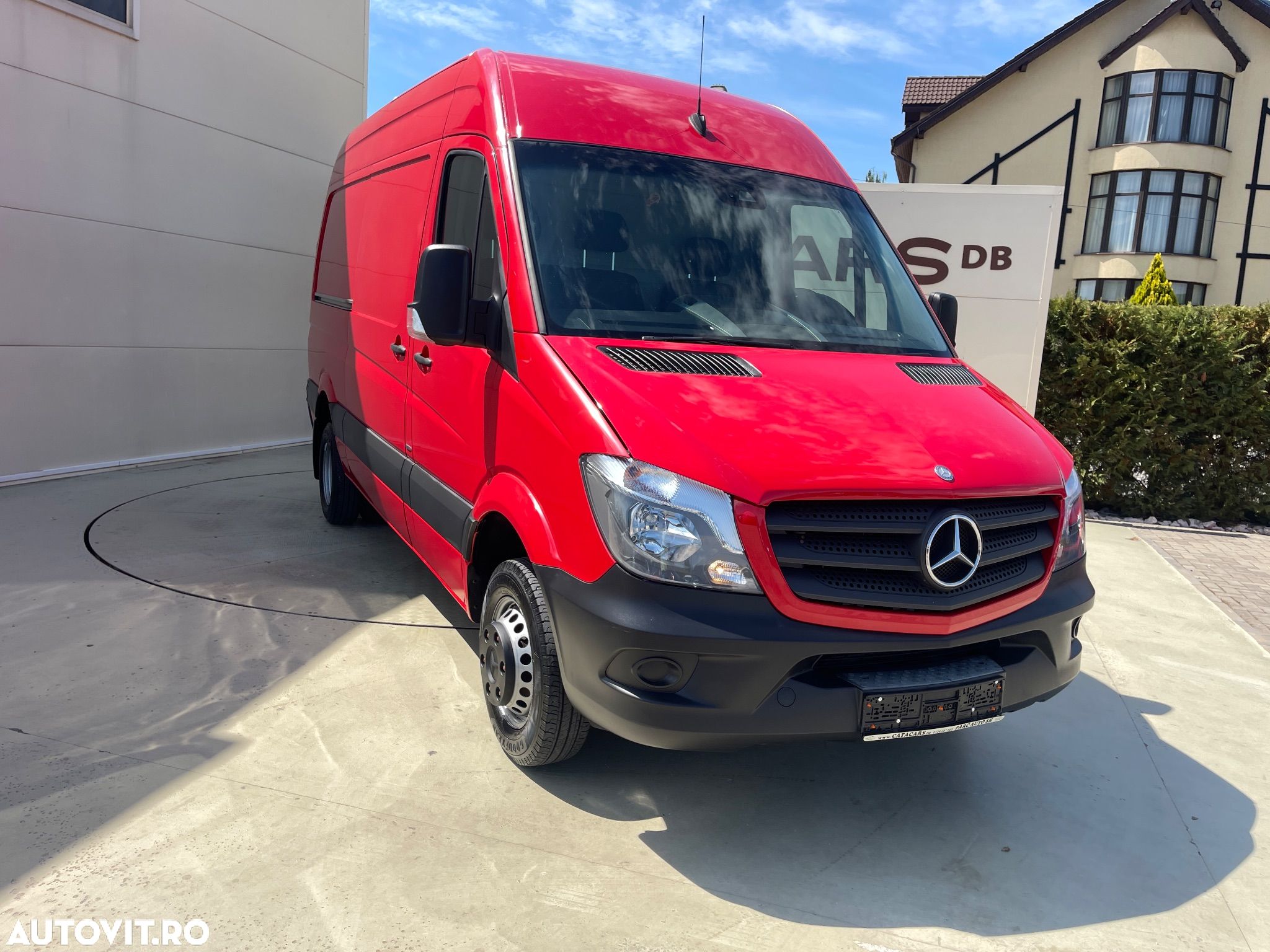 Mercedes-Benz Sprinter 519 3.0CDI V6 AUTOMAT MEDIU 2CULISANTE - 1
