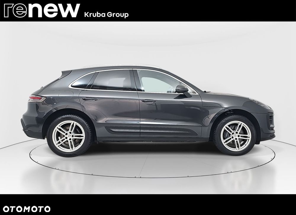 Porsche Macan Standard - 4