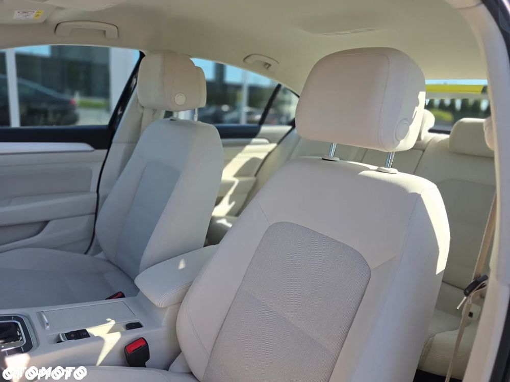 Volkswagen Passat 1.5 TSI EVO Highline DSG - 26
