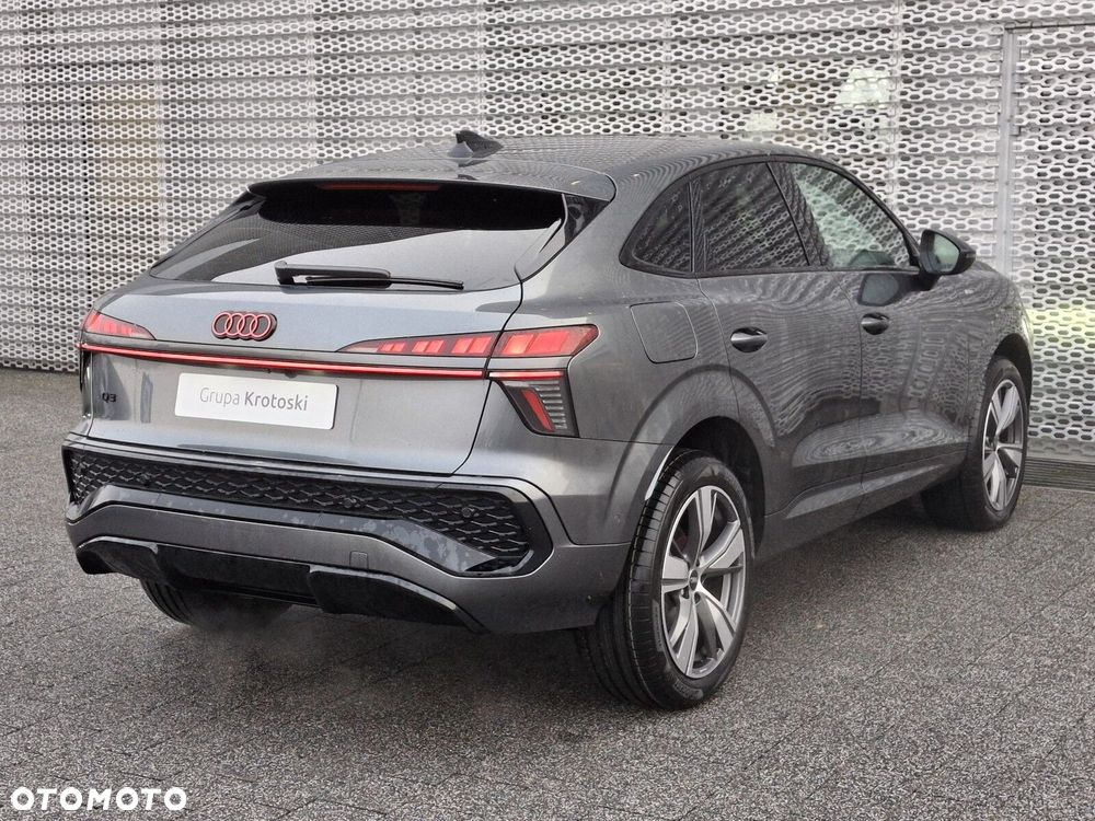 Audi Q3 Sportback - 7