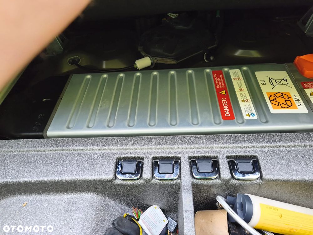 Peugeot 508 RXH 2.0 HDi HYbrid4 - 17