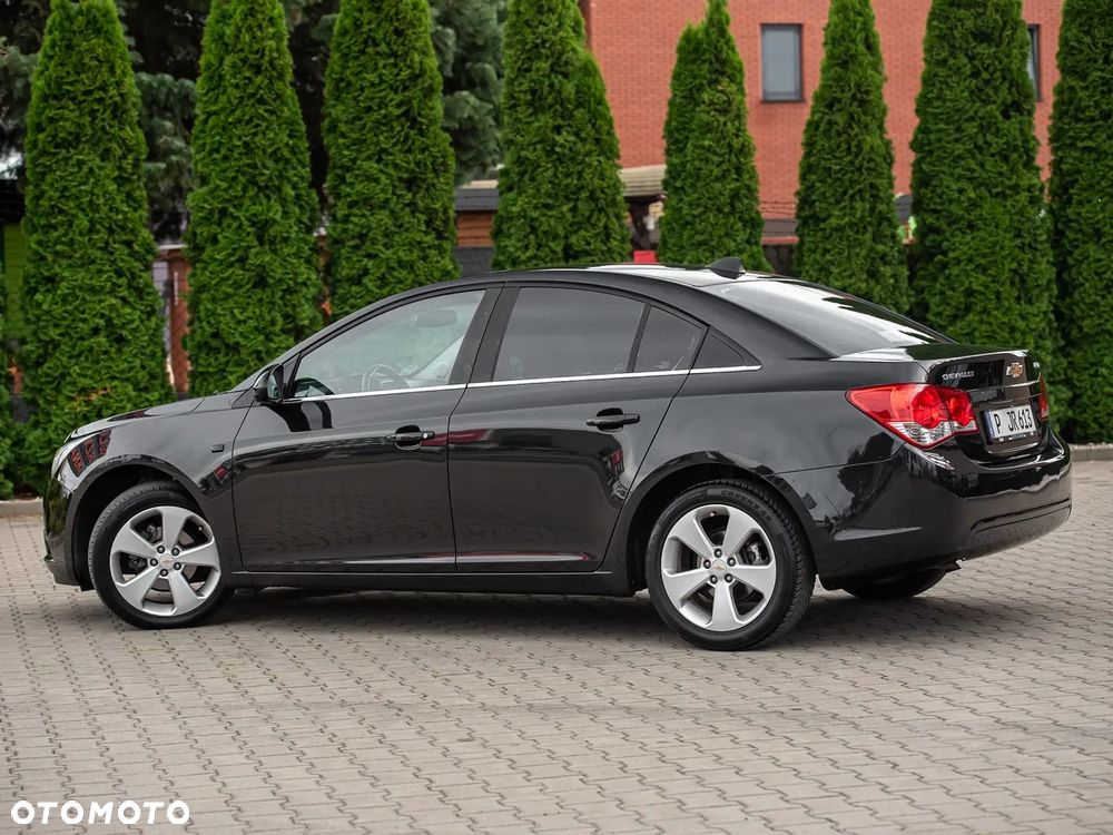 Chevrolet Cruze - 10