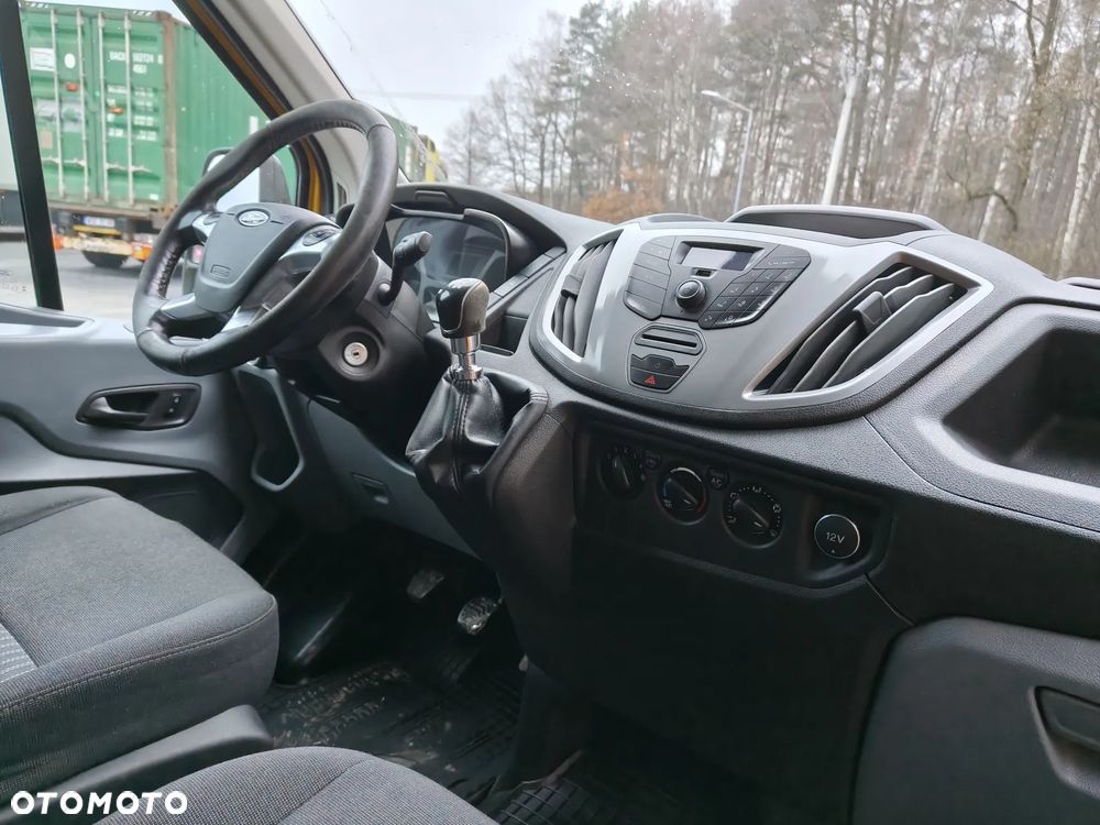Ford Transit - 14