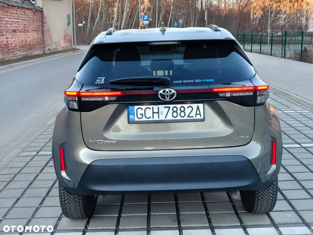 Toyota Yaris Hybrid 1.5 Executive - 27