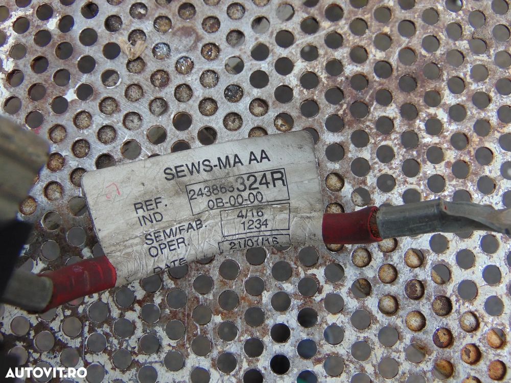 Borna baterie Renault Espace 5 cablu borna plus cod 243863324r sigurante - 3